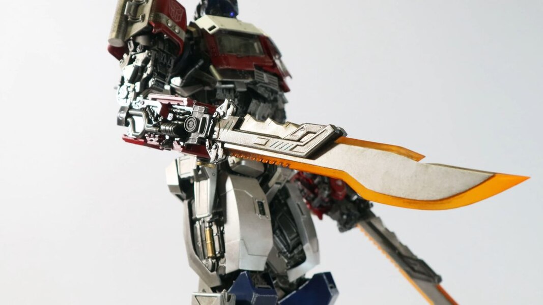 Image Of Threezero DLX Optimus Prime Transformers Rise Of The Beasts Figure  (25 of 33)