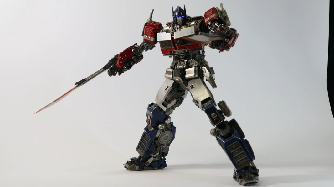 Image Of Threezero DLX Optimus Prime Transformers Rise Of The Beasts Figure  (26 of 33)