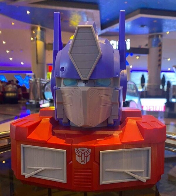 Daily Prime   Optimus Prime  Bust Popcorn Bucket From Rise Of The Beasts  (15 of 16)