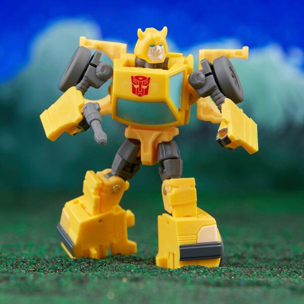 Image Of Optimus Prime & Bumblebee Play Set Transformers Legacy Evolution  (5 of 22)