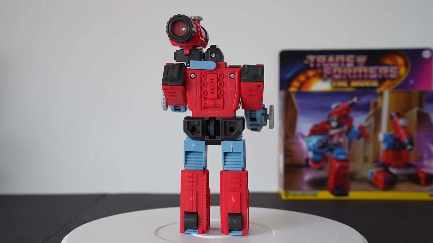 Retro 1986 Preceptor In-Hand Images & Video of Transformers Reissue by ...