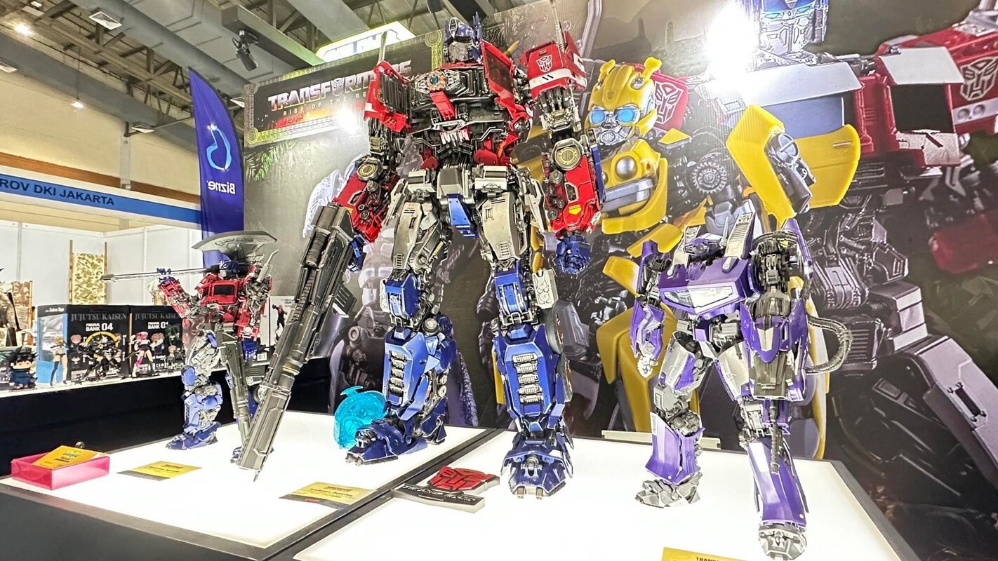 G1 Optimus Prime, Starscream & Megatron, ROTB Scourge Coming Soon from  Yolopark
