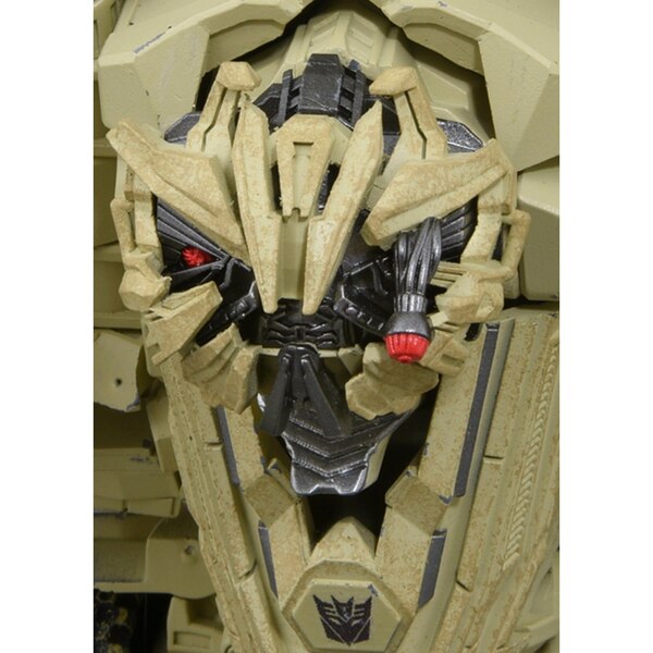 Image Of Bonecrusher From Transformers Masterpiece Movie Series  (4 of 14)
