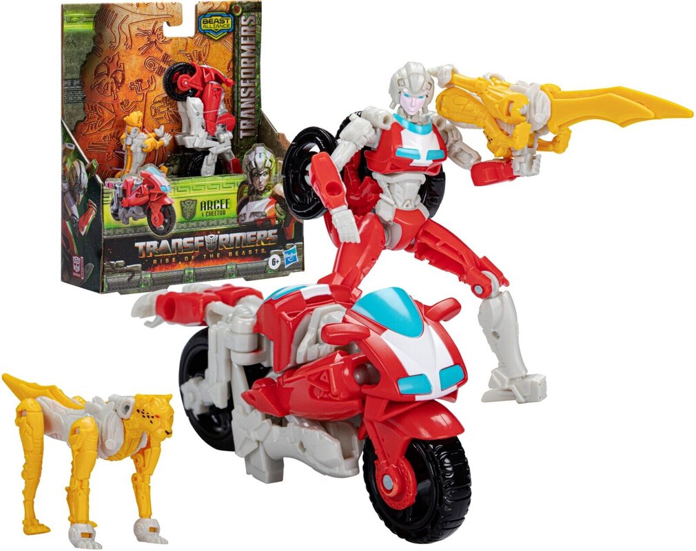 Arcee & Cheetor Weaponizer Official Images from Transformers: Rise of the Beasts 