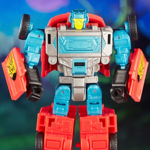 Image Of G2 Universe From Transformers Legacy Evolution SDCC 2023 Reveal  (4 of 37)