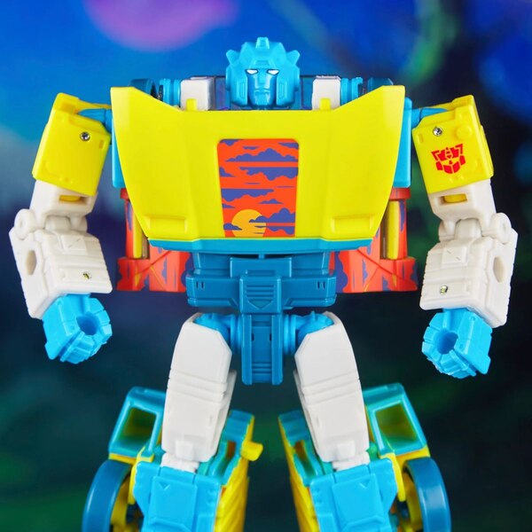 Image Of G2 Universe From Transformers Legacy Evolution SDCC 2023 Reveal  (14 of 37)