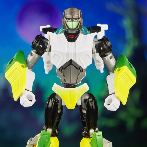 Image Of G2 Universe From Transformers Legacy Evolution SDCC 2023 Reveal  (20 of 37)