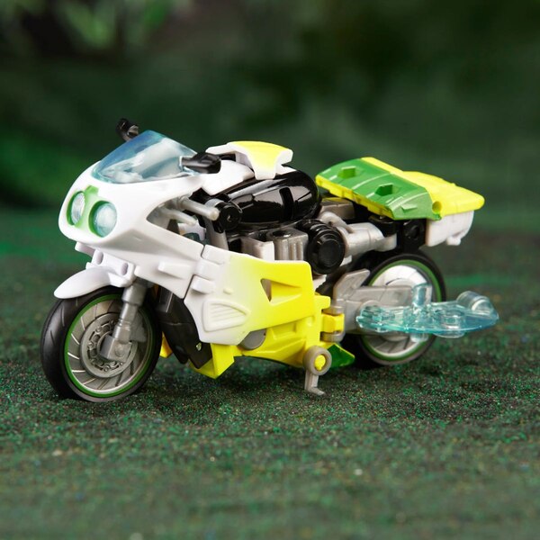 Image Of G2 Universe From Transformers Legacy Evolution SDCC 2023 Reveal  (21 of 37)