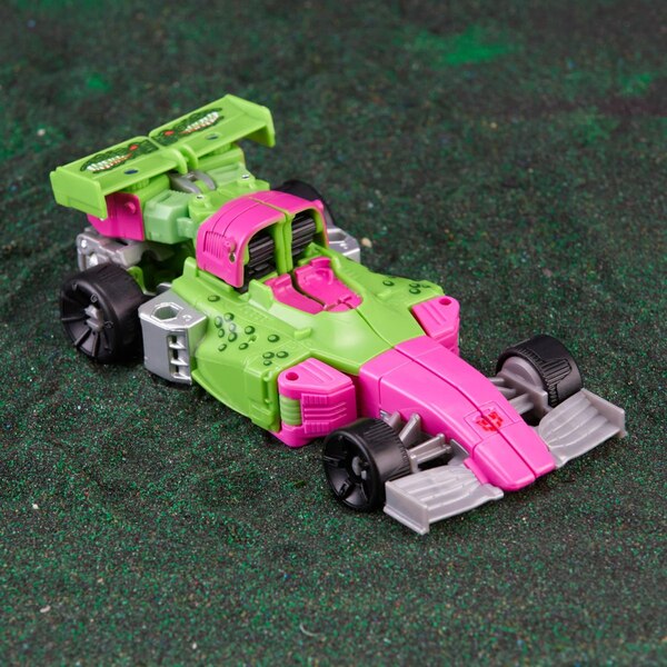 Image Of G2 Universe From Transformers Legacy Evolution SDCC 2023 Reveal  (31 of 37)