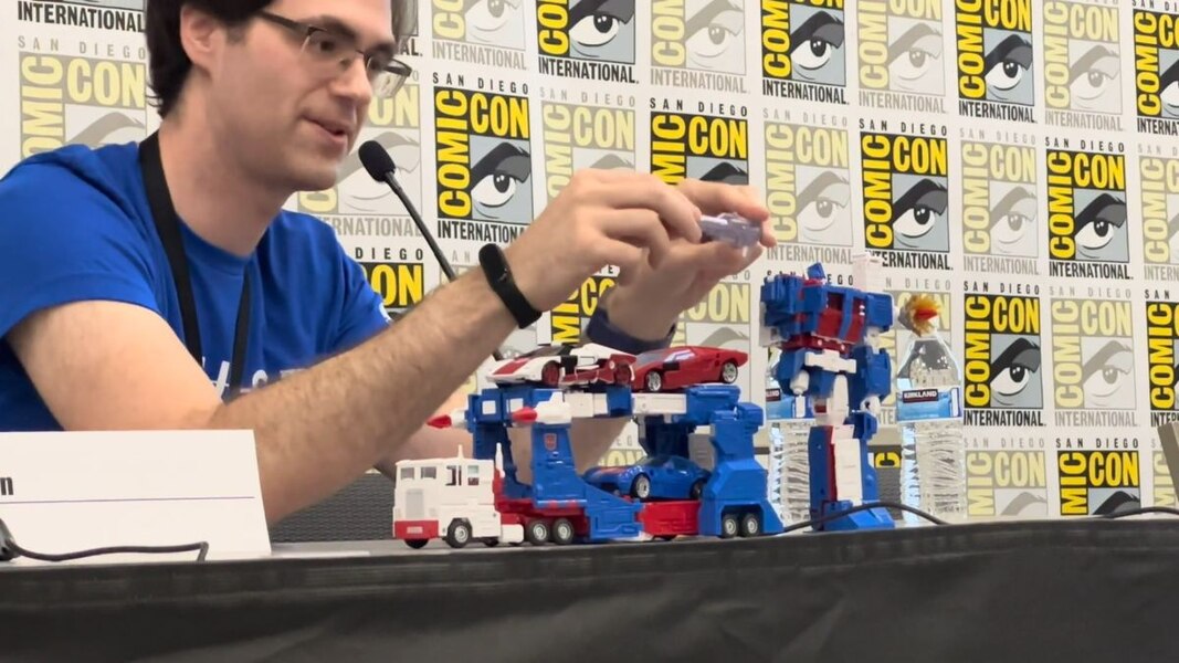 Transformers Studio Series Commander TF The Movie 86 21 Ultra Magnus  (32 of 45)