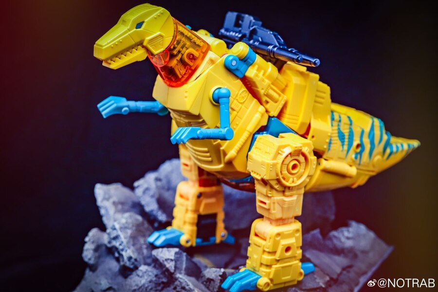 Image Of G2 Universe Grimlock From Transformers Legacy Evolution  (7 of 14)