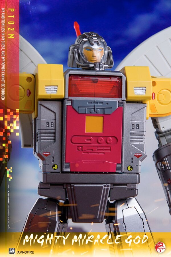 Pangu Toy Mighty Miracle God Toy Photography Image Gallery By IAMNOFIRE  (10 of 18)