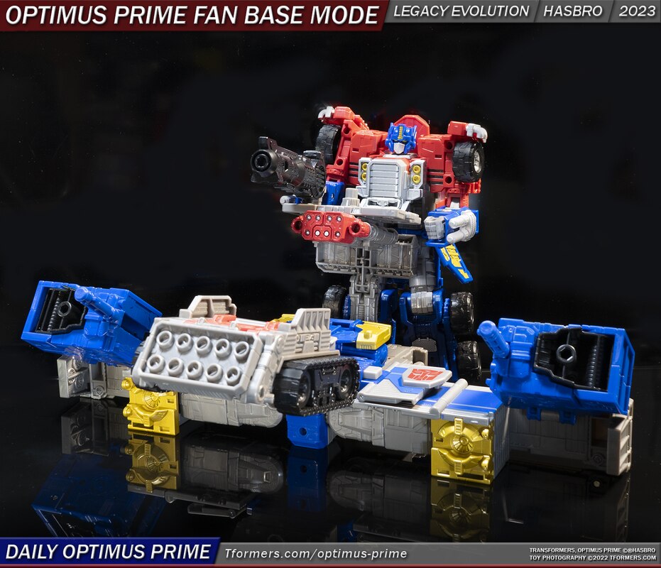 Daily Prime - Legacy Evolution Armada Optimus Prime Fan Base Mode