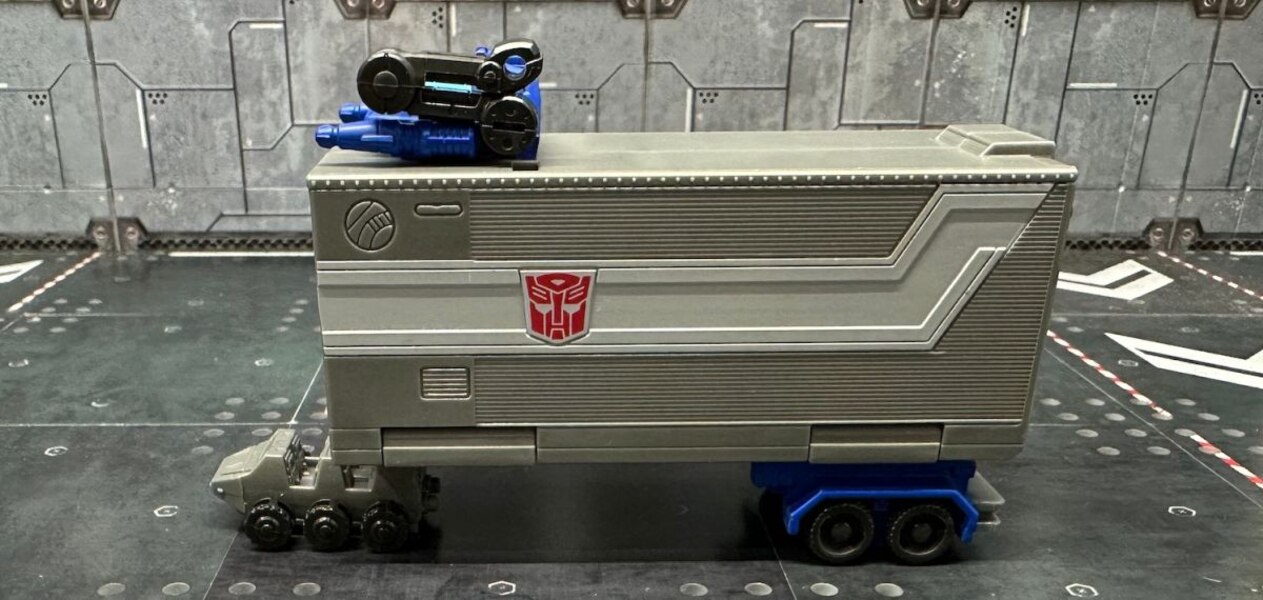 Image Of Core Class Optimus Prime & Bumblebee Playset For Legacy Evolution Exclusives  (24 of 26)