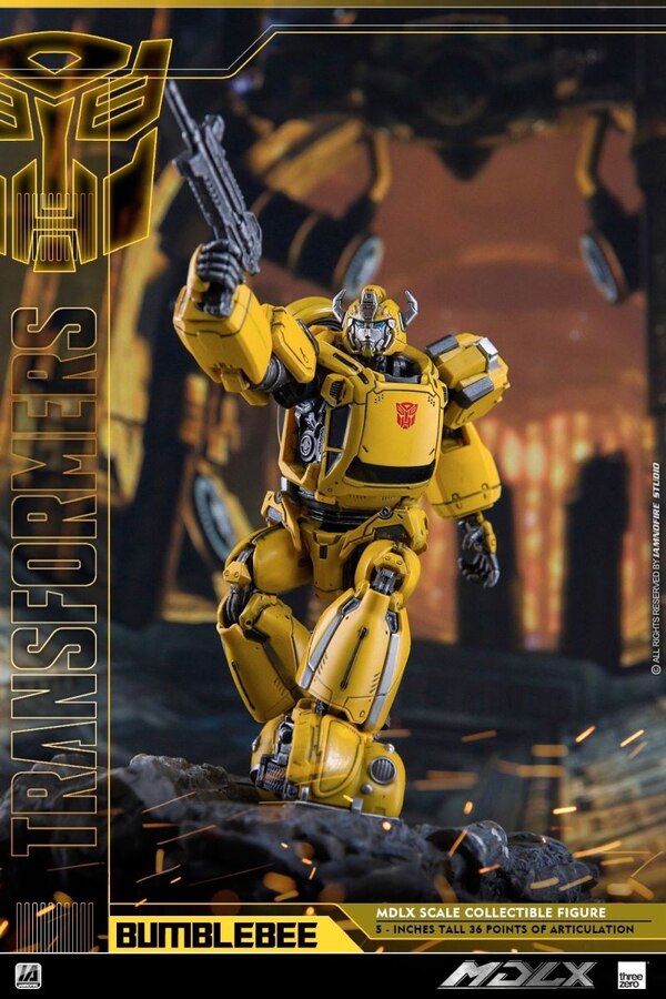 MDLX Bumblebee Toy Photography Image Gallery By IAMNOFIRE  (6 of 17)