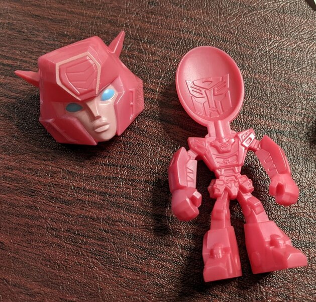 Image Of Transformers Earthspark Wacky Pack! Sonic Drive In Food Premium Toys  (2 of 6)