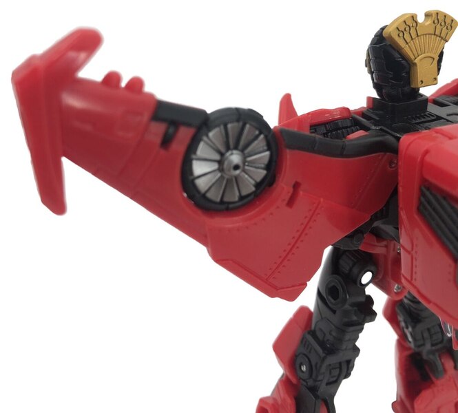 Image Of Cyberverse Windblade Deluxe From Transformers Legacy Universe  (1 of 8)