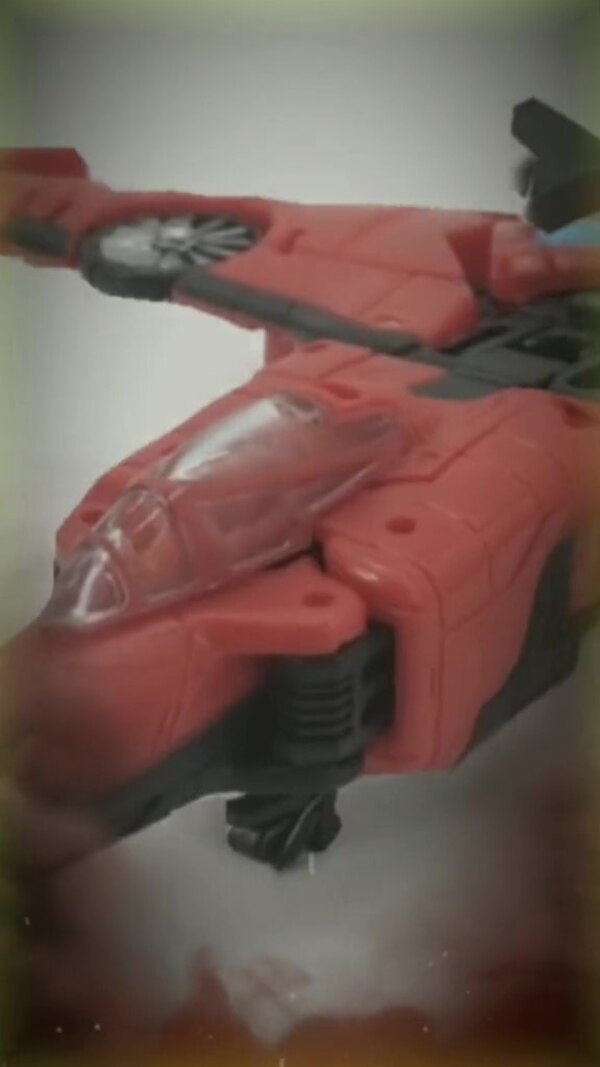 Image Of Cyberverse Windblade Deluxe From Transformers Legacy Universe  (3 of 8)
