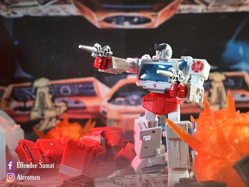 86 Autobot Ratchet Toy Photography Images By Effendee Samat  (9 of 9)