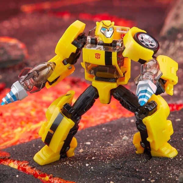 Figurine Transformers Cyberverse Deluxe Bumblebee 13 cm Modèle aléatoire -  Figurine de collection