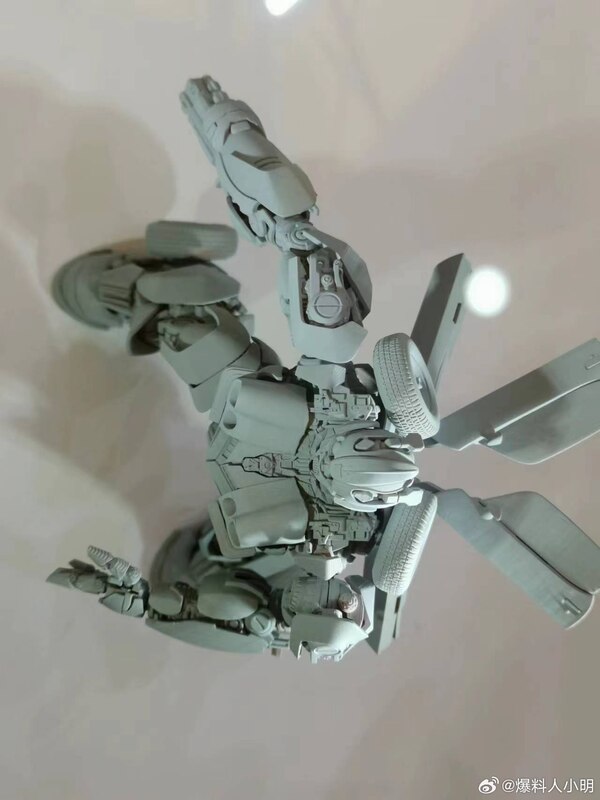 Image Of ROTB Optimus Prime & Bumblebee New Trumperter Model Kits At Wonder Festivat 2023  (8 of 10)