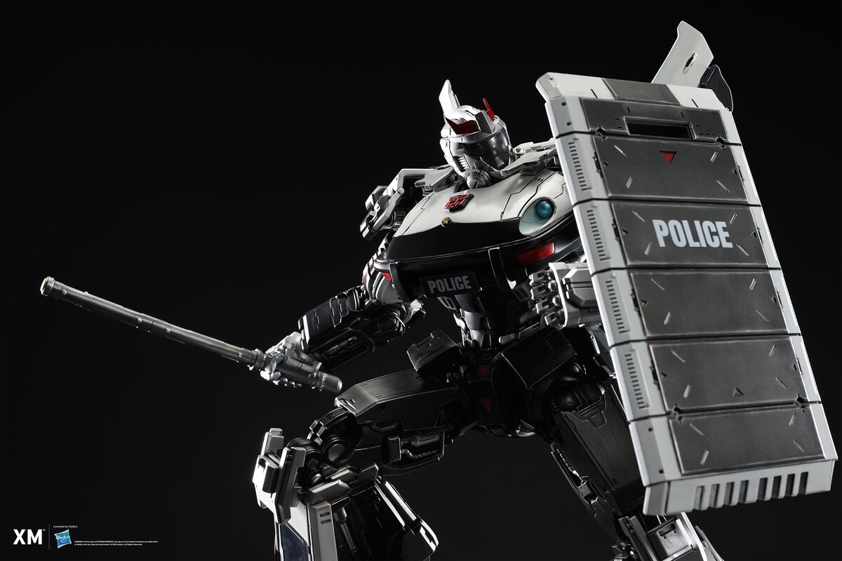 G1 Prowl 1/10 Scale Statue Official Product Details & Images from XM STUDIOS