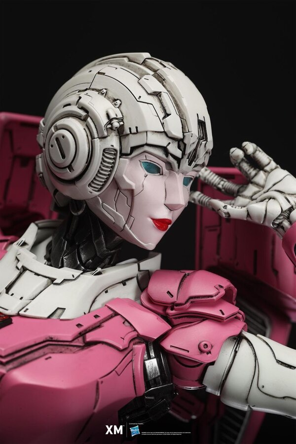 Image Of G1 Arcee Statue From XM STUDIOS  (3 of 21)
