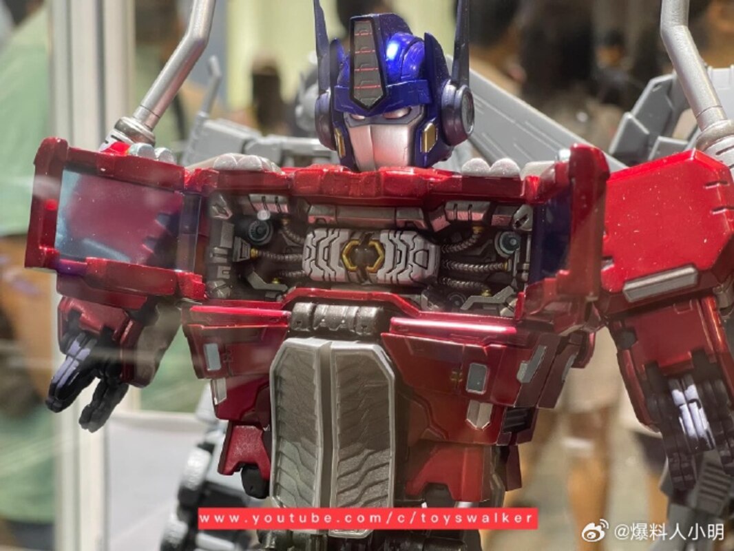 Image%20of%20Optimus%20Prime%20Bust%20Te