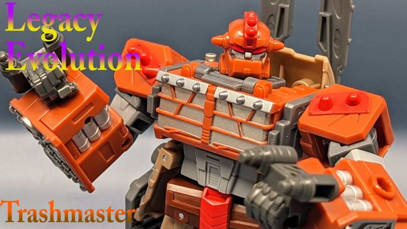 Chuck's Reviews Transformers Legacy Evolution Trashmaster