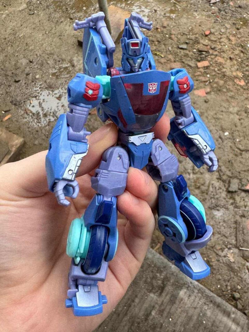 United Chromia New In-Hand Not Custom Image of Leaked Transformers Legacy Deluxe