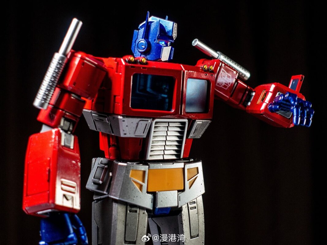 AMK Pro Optimus Prime In-Hand Images of Yolopark Transformers G1 Figure
