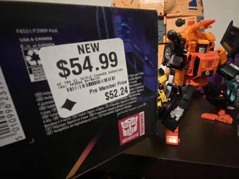 United Wave 2 Leader, Voyagers, & Deluxes Found at USA Retail from Transformers Legacy