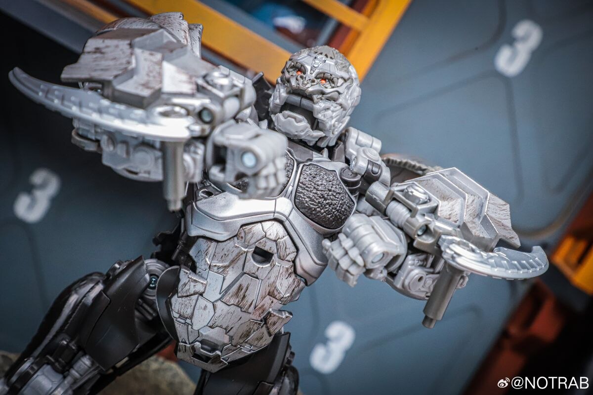 Image of Studio Series 116 Apelinq ROTB Leader Class Figure