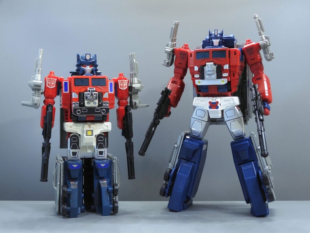 Takara C-309 Super Ginrai VS MPG-09 Super Ginrai Compared Then & Now