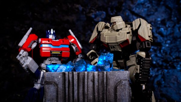 TRANSFORMERS%20ONE%20NEW%20ADVENTURES%204__scaled_600.jpg