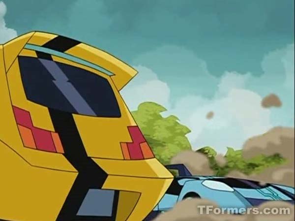 Transformers Animated 28 29 A Bridge TooClose 107 (105 of 530)