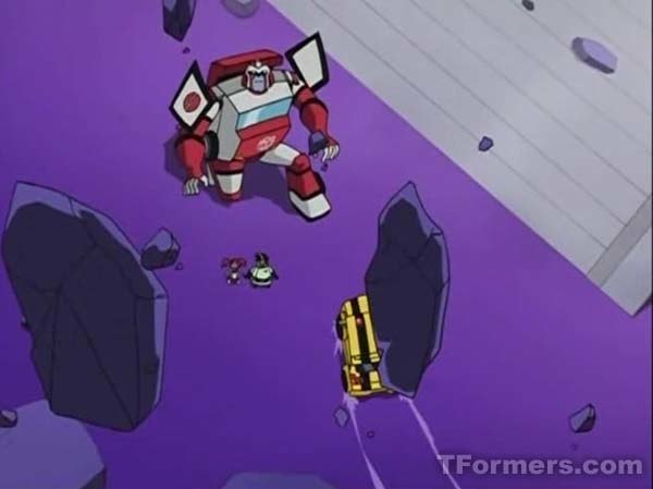 Transformers Animated 28 29 A Bridge TooClose 519 (517 of 530)